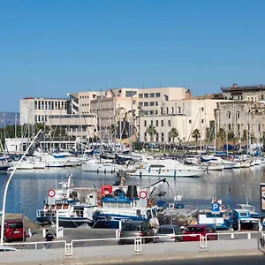 appartamenti-porto-antico-la-cala.palermohotels.org/